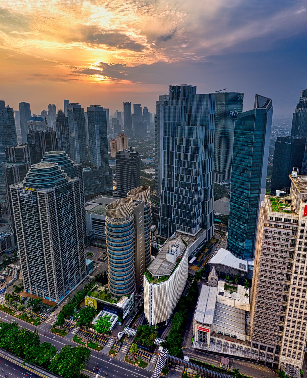 Enjoy Jakarta 3Hari 2Malam (Monas, Masjid Istiqlal, Kampung Betawi, TMII) Tour Code : EJ-32D